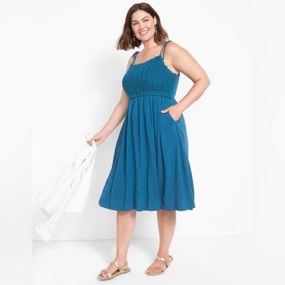 Lane Bryant Smocked Midi Dress Crochet Bodice Tie Straps Pockets NWT Size 14 - Picture 2 of 10